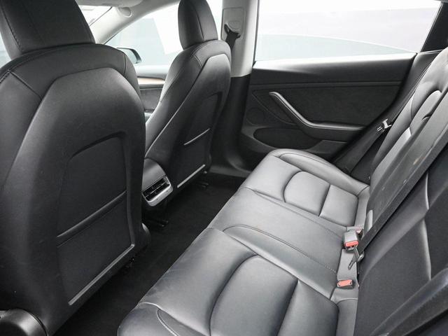 Photo of 2023 Gray Tesla Model 3