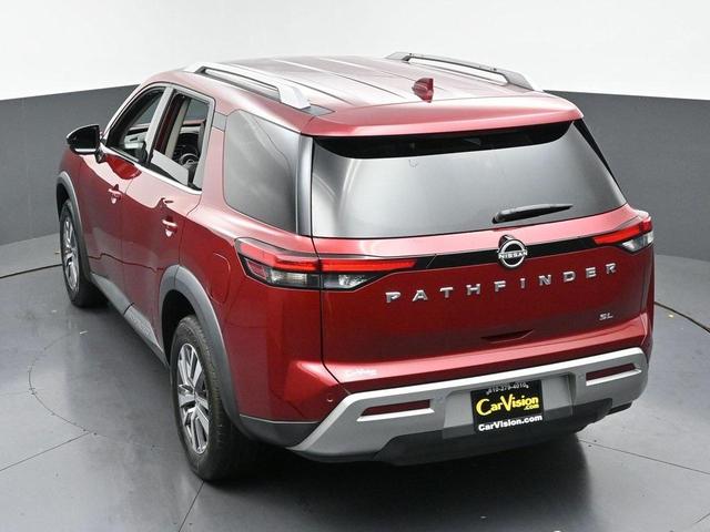 Photo of 2023 Scarlet Ember Tintcoat Nissan Pathfinder