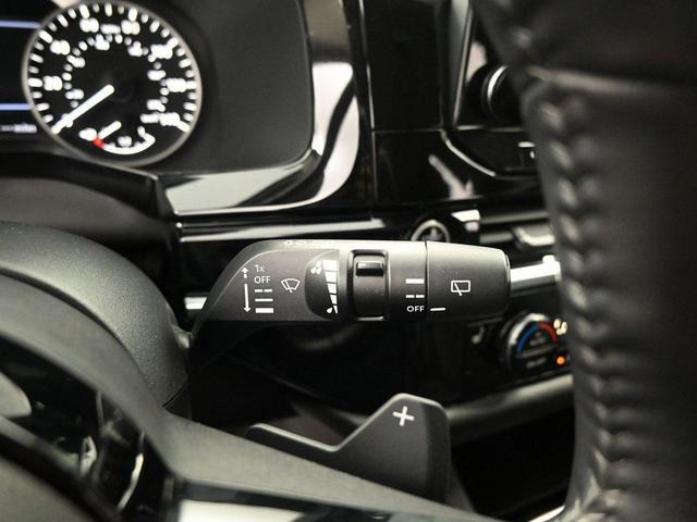 Photo of 2023 Scarlet Ember Tintcoat Nissan Pathfinder