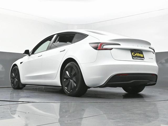 Photo of 2024 Pearl White Multi-Coat Tesla Model 3