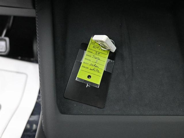 Photo of 2024 Pearl White Multi-Coat Tesla Model 3
