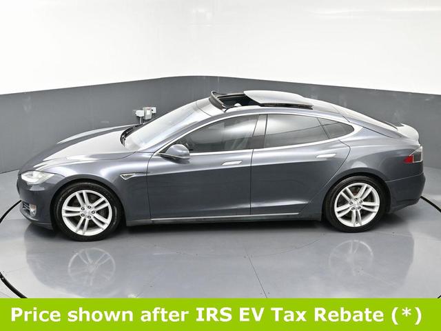 Photo of 2016 Titanium Metallic Tesla Model S