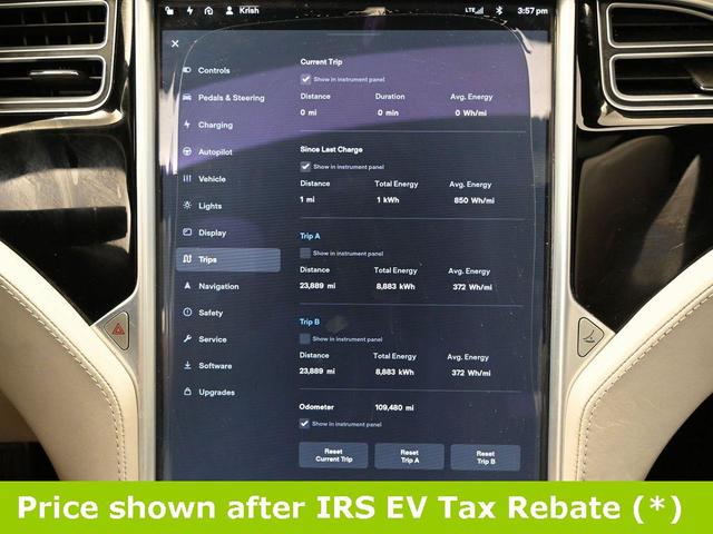 Photo of 2016 Titanium Metallic Tesla Model S