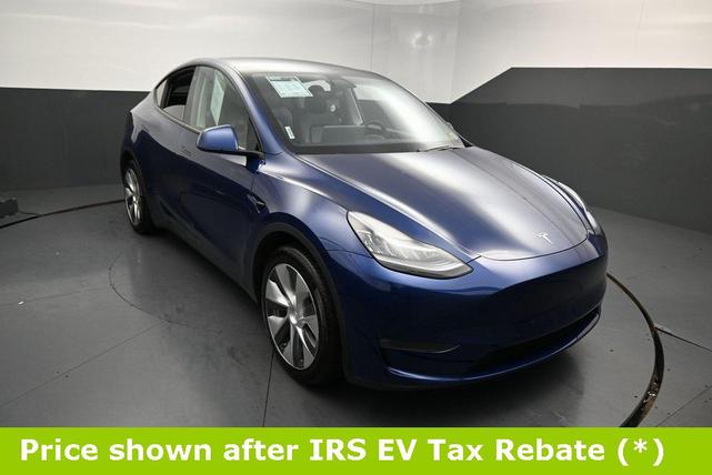 Photo of 2021 Deep Blue Metallic Tesla Model Y