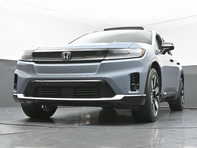 Photo of 2024 Sonic Gray Pearl Honda Prologue