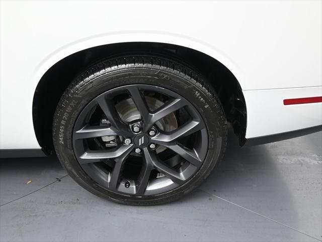 Photo of 2021 White Knuckle Clearcoat Dodge Challenger