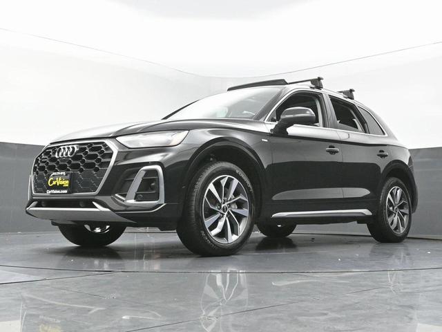 Photo of 2023 Black Metallic Audi Q5