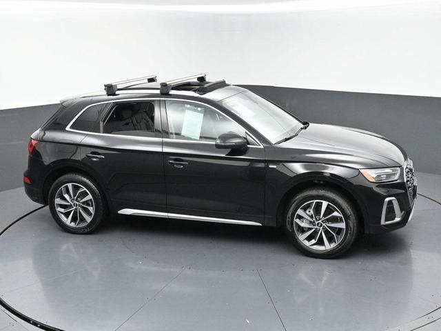 Photo of 2023 Black Metallic Audi Q5