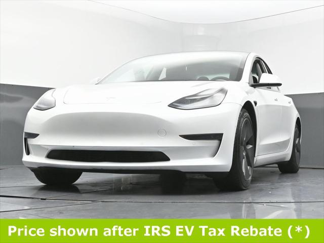 Photo of 2021 Pearl White Multi-Coat Tesla Model 3