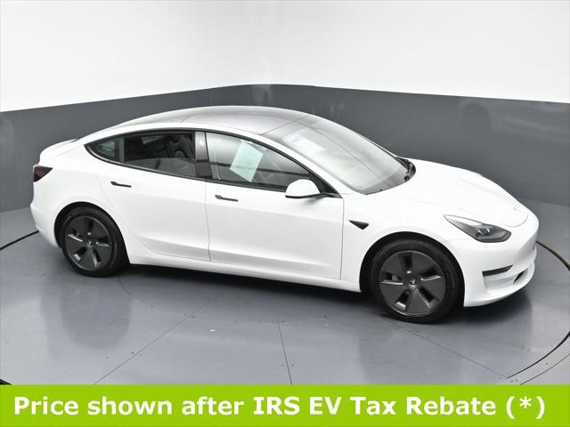 Photo of 2021 Pearl White Multi-Coat Tesla Model 3
