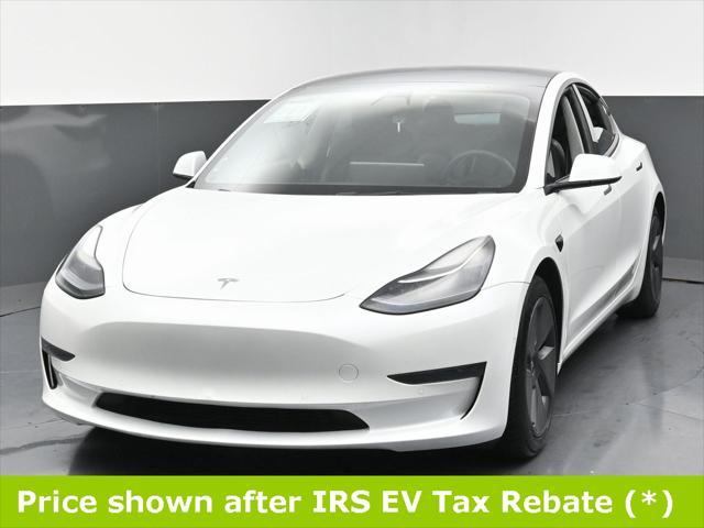 Photo of 2021 Pearl White Multi-Coat Tesla Model 3