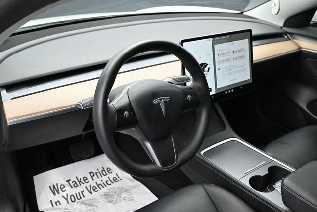 Photo of 2021 Pearl White Multi-Coat Tesla Model 3
