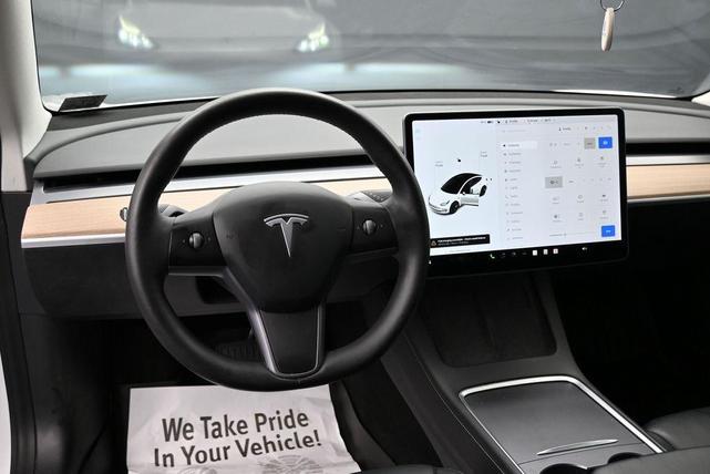 Photo of 2021 Pearl White Multi-Coat Tesla Model 3