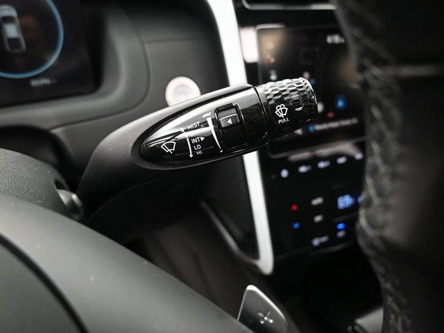 Photo of 2024 Phantom Black Hyundai SANTA CRUZ