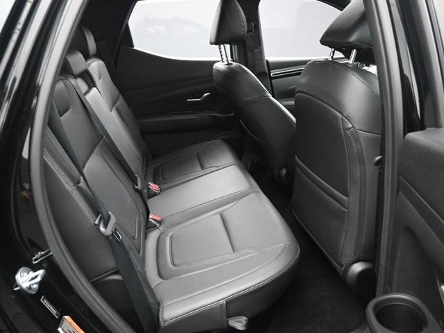 Photo of 2024 Phantom Black Hyundai SANTA CRUZ