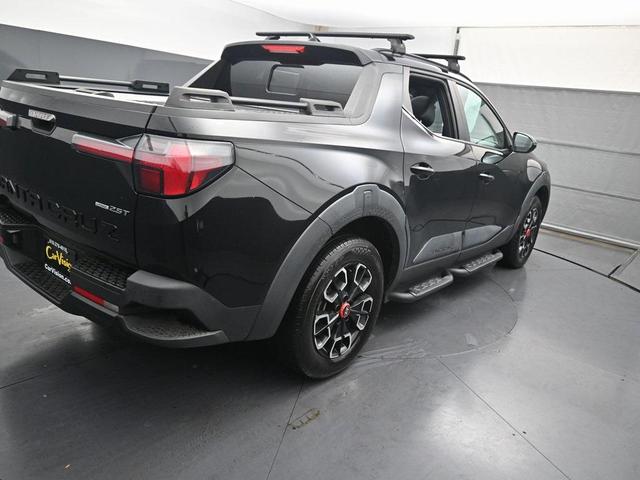 Photo of 2024 Phantom Black Hyundai SANTA CRUZ