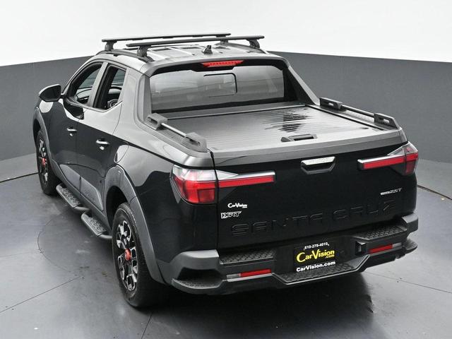 Photo of 2024 Phantom Black Hyundai SANTA CRUZ