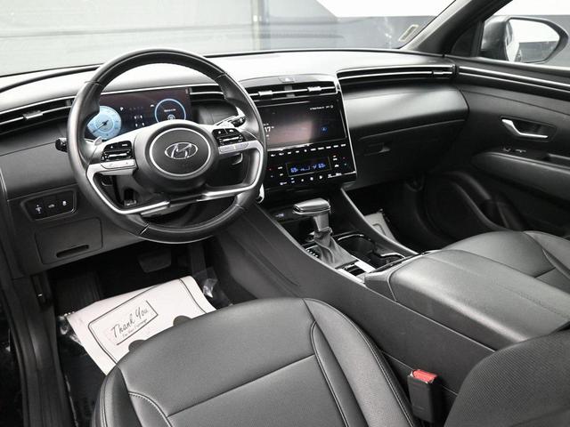 Photo of 2024 Phantom Black Hyundai SANTA CRUZ