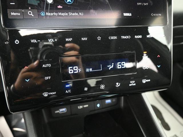 Photo of 2024 Phantom Black Hyundai SANTA CRUZ
