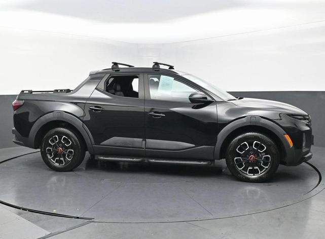 Photo of 2024 Phantom Black Hyundai SANTA CRUZ