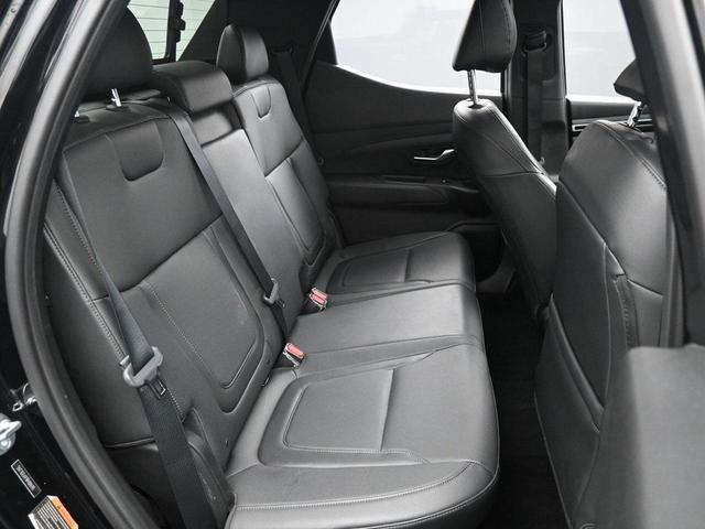 Photo of 2024 Phantom Black Hyundai SANTA CRUZ