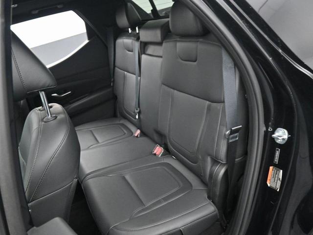 Photo of 2024 Phantom Black Hyundai SANTA CRUZ