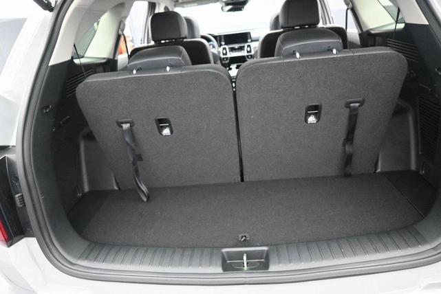 Photo of 2023 Wolf Gray Kia Sorento