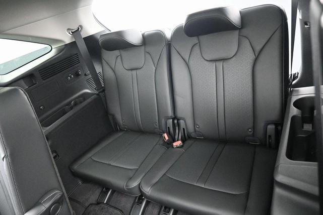 Photo of 2023 Wolf Gray Kia Sorento