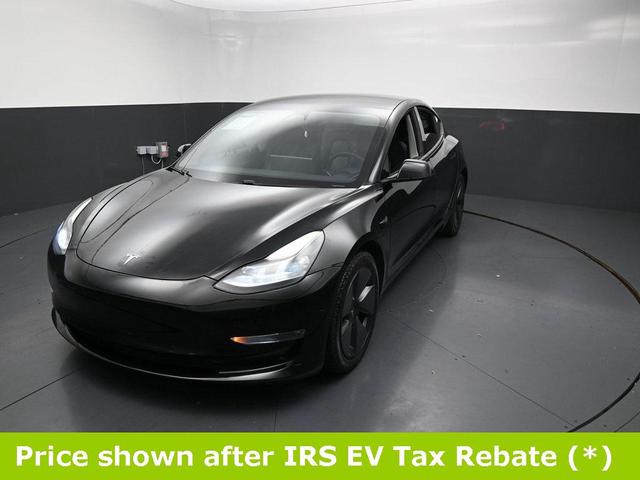 Photo of 2021 Solid Black Tesla Model 3