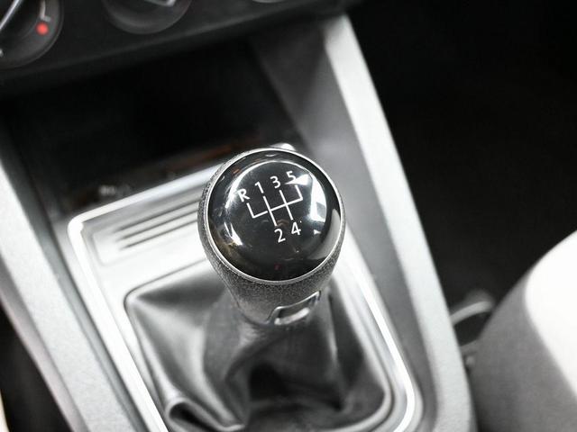 Photo of 2017 Blue Metallic Volkswagen Jetta