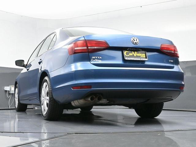 Photo of 2017 Blue Metallic Volkswagen Jetta
