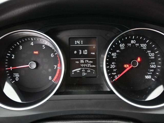 Photo of 2017 Blue Metallic Volkswagen Jetta