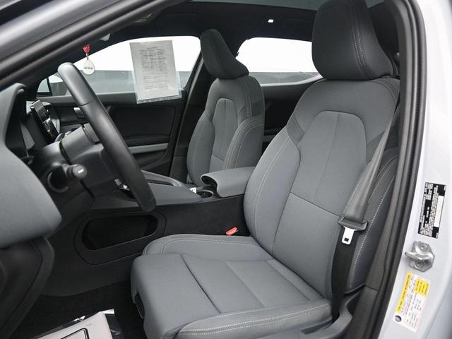 Photo of 2021 Snow Polestar 2