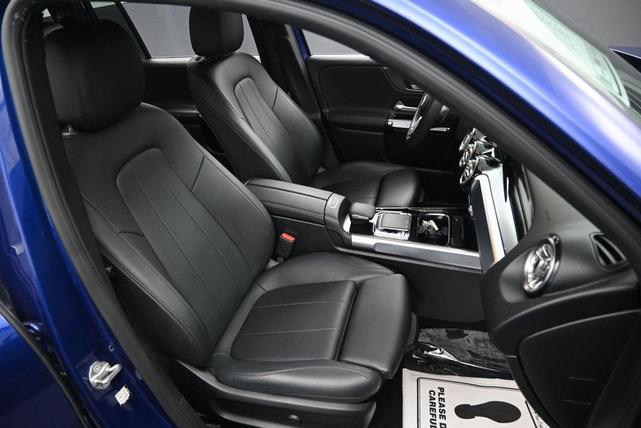 Photo of 2020 Blue Mercedes-Benz GLB 250