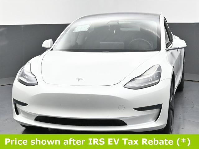 Photo of 2020 Pearl White Multi-Coat Tesla Model 3