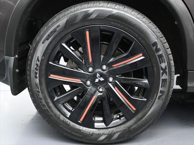 Photo of 2022 Mercury Gray Metallic Mitsubishi Outlander Sport