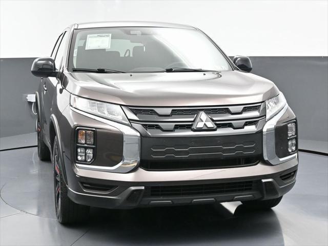Photo of 2022 Mercury Gray Metallic Mitsubishi Outlander Sport