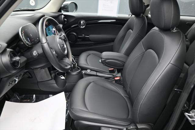 Photo of 2023 Midnight Black II MINI Hardtop