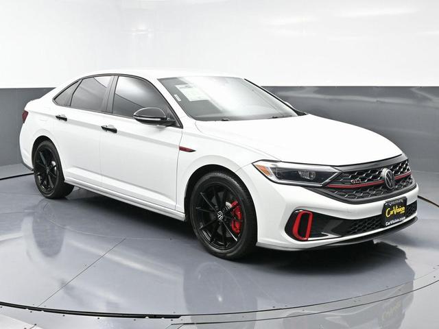 Photo of 2024 Pure White Volkswagen Jetta GLI