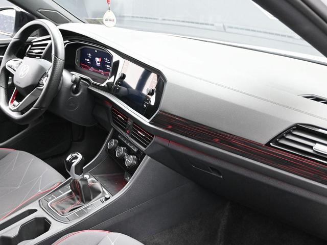 Photo of 2024 Pure White Volkswagen Jetta GLI