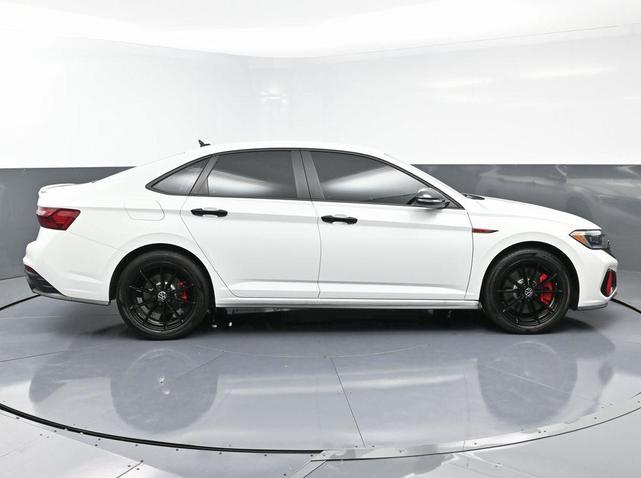 Photo of 2024 Pure White Volkswagen Jetta GLI