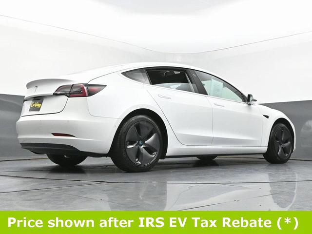 Photo of 2018 Pearl White Multi-Coat Tesla Model 3