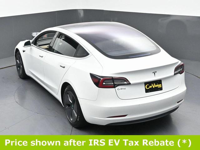 Photo of 2018 Pearl White Multi-Coat Tesla Model 3