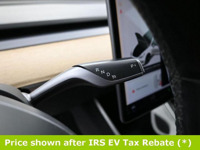 Photo of 2018 Pearl White Multi-Coat Tesla Model 3