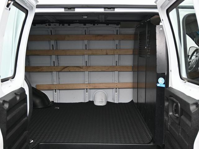 Photo of 2023 Summit White GMC Savana 2500