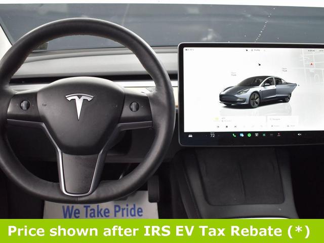 Photo of 2023 Gray Tesla Model 3