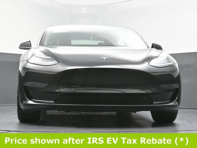 Photo of 2019 Solid Black Tesla Model 3