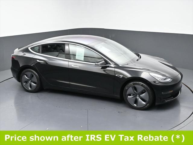 Photo of 2019 Solid Black Tesla Model 3