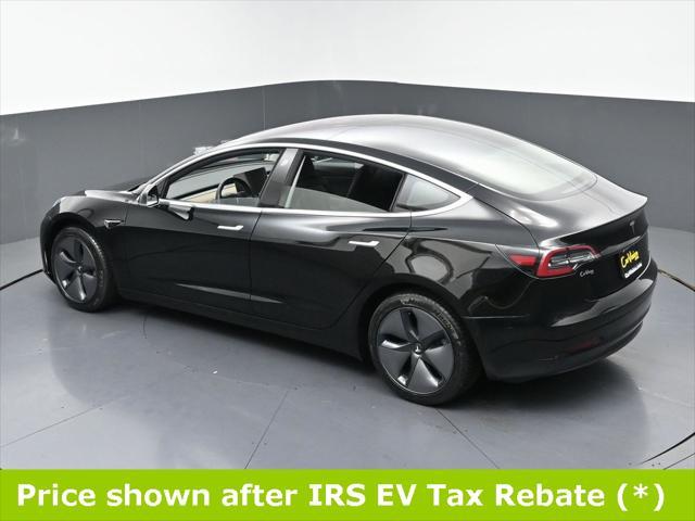 Photo of 2019 Solid Black Tesla Model 3