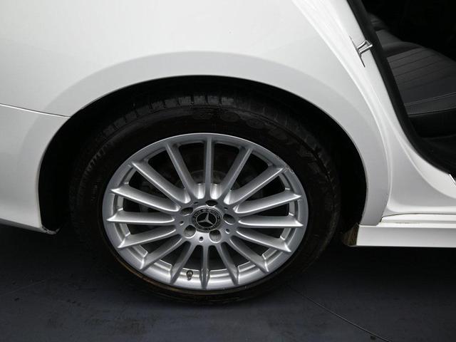 Photo of 2022 White Mercedes-Benz E-Class
